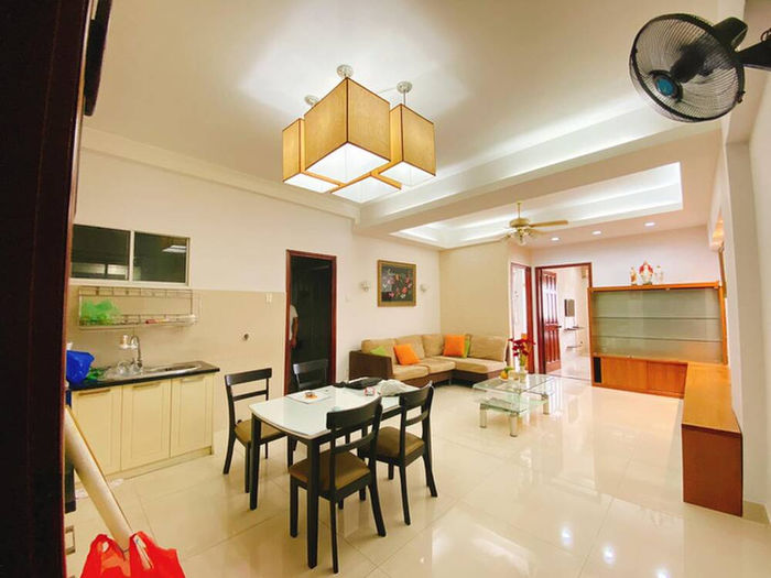 Vợ chồng Mạc Văn Khoa đính chính về biệt thự 50 tỷ đồng