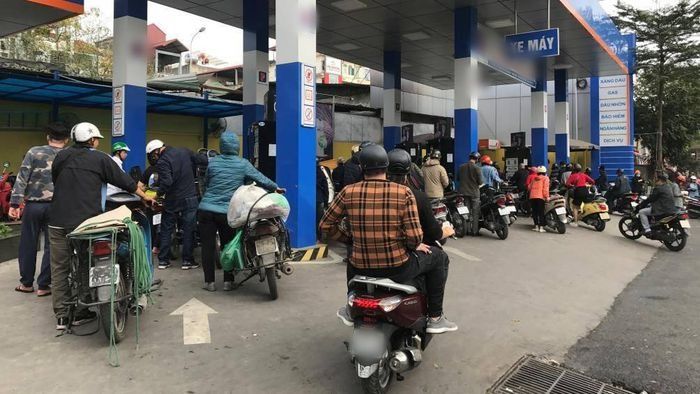 5 bí mật nhân viên trạm xăng không bật mí: Đổ theo giá tiền là lỗ