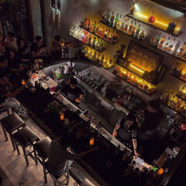 5 quán bar cực chill tại Sài Gòn cho ngày cuối tuần