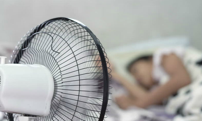 5 sai lầm sử dụng quạt điện vào ngày nắng nóng khiến bạn dễ đổ bệnh