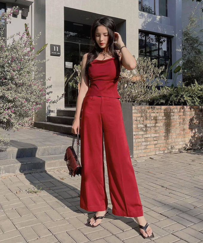 Style sao Việt tuần qua: Minh Hằng đẹp mê, Ngọc Trinh giản dị