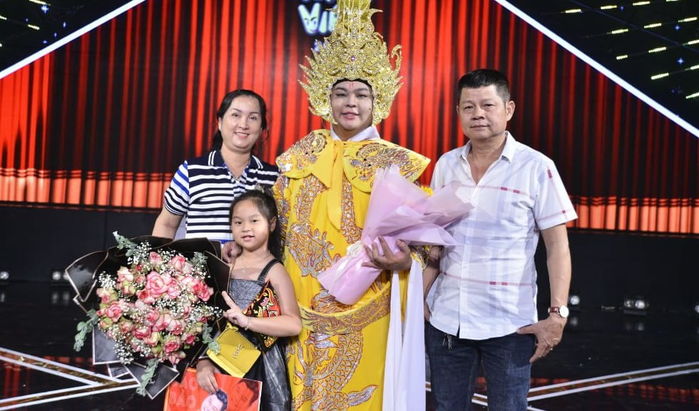 Á quân Cười Xuyên Việt và kỷ niệm bán xôi đáng nhớ