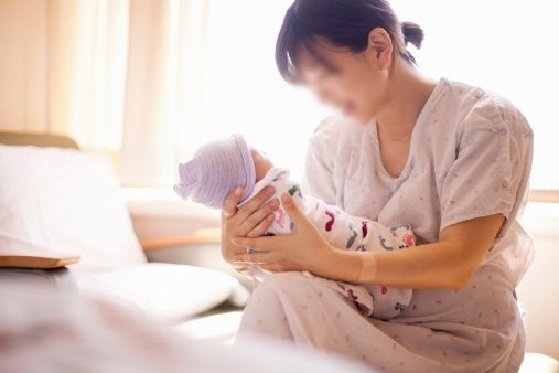 Cố ăn 100 trứng ngỗng để con trắng trẻo, mẹ thất vọng vì bé bị vàng da