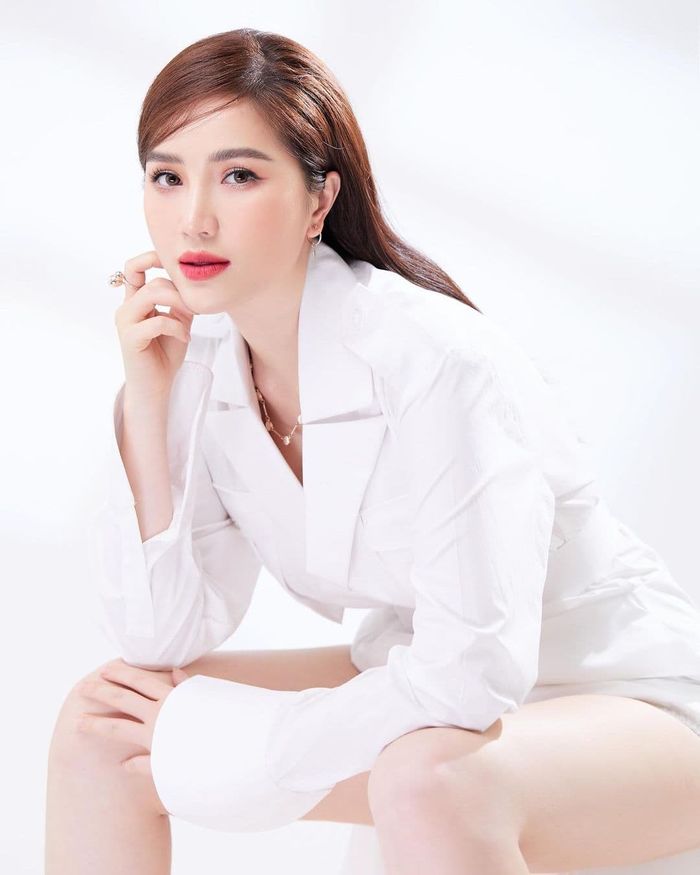 Bảo Thy khoe sắc vóc nuột nà khẳng định không chỉnh sửa tẹo nào