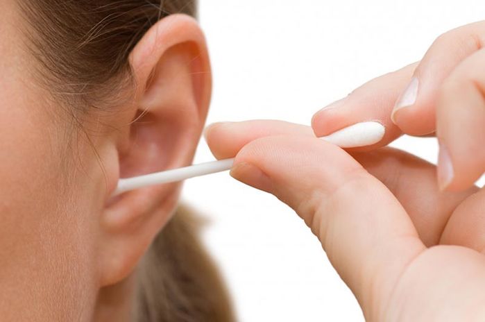 Bị nghẹt tai tưởng do ráy tai, đi khám mới biết mình mắc bệnh nan y