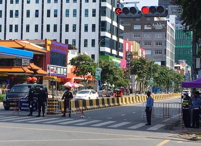 Campuchia: Dịch Covid-19 lan ra 22 tỉnh thành, nhiều nơi bị phong tỏa