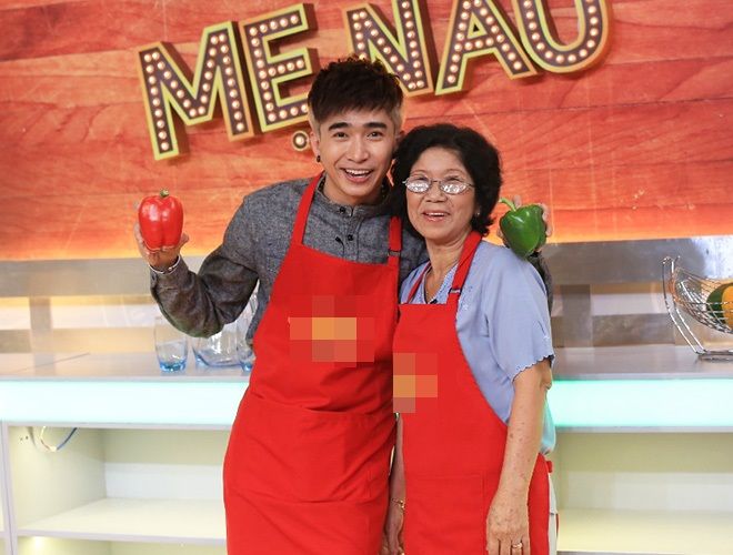 Chi Dân dăng đàn cầu nguyện cho mẹ