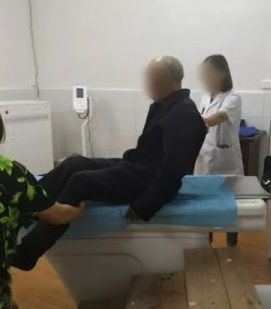 Nhuộm tóc 4 lần/năm, cụ ông 72 tuổi bị nan y giai đoạn cuối