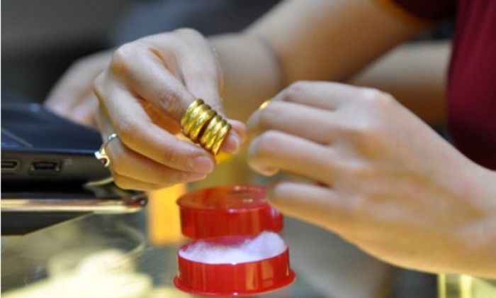 Con dâu méo mặt vì cho mẹ chồng vay vàng từ 35 triệu lên 57: Khó đòi