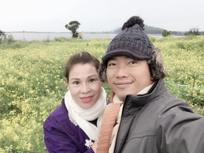 Cuộc sống sang chảnh của vợ chồng Kinh Quốc