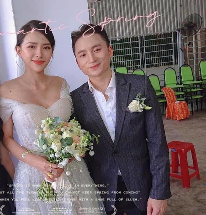 Dân mạng ghen tị với cách chiều vợ của Phan Mạnh Quỳnh Riêng tiền váy cưới  gần 800 triệu đồng