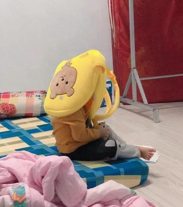 Đẻ con gái nuôi cho nhàn, nhìn cảnh này, bố mẹ nào cũng chạy dài