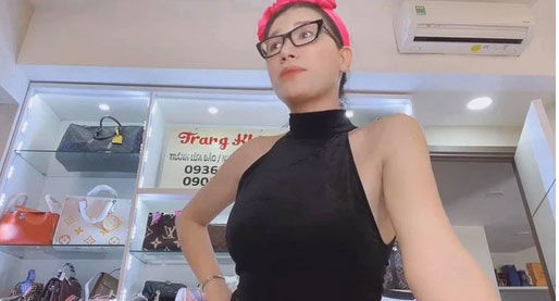 Vợ Dũng lò vôi gay gắt chửi Trang Trần: Gặp đâu đánh đó
