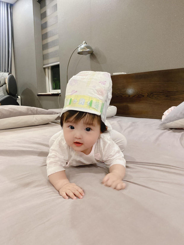 Đông Nhi làm stylist cho ái nữ thua xa Ông Cao Thắng