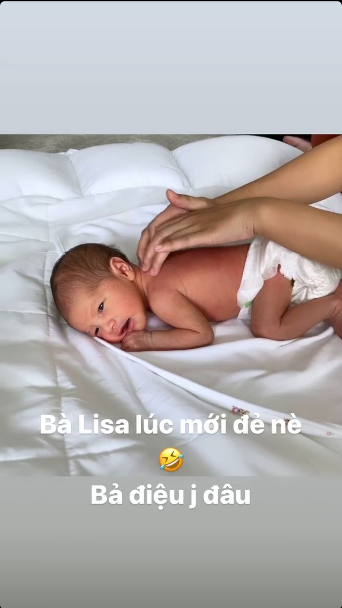 Hồ Ngọc Hà hiếm hoi khoe ảnh con gái lúc mới chào đời