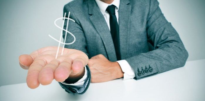 Mua dùm đồng nghiệp đồ ăn, trầy trật đòi lại tiền còn bị nói tính toán