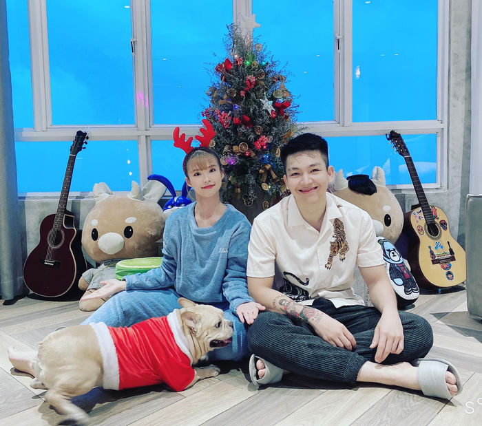 Khởi My kỉ niệm 4 năm ngày cưới vẫn không quên troll Kelvin Khánh