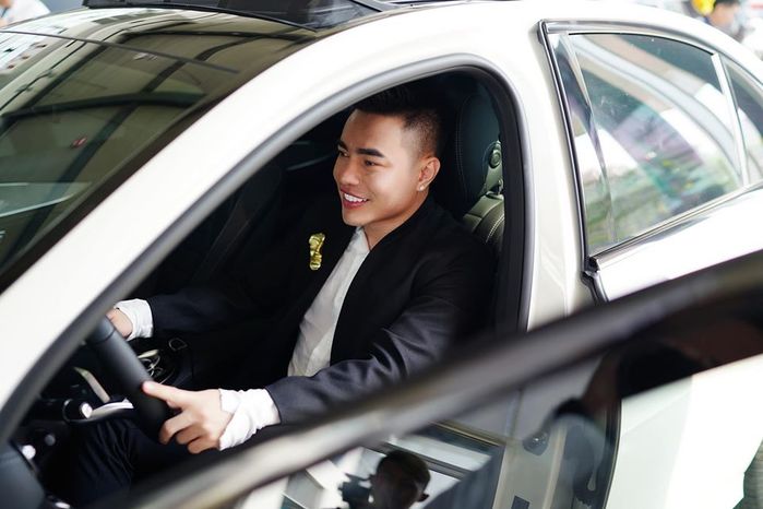 Lê Dương Bảo Lâm có bị phạt khi lái xe trước khi có bằng?