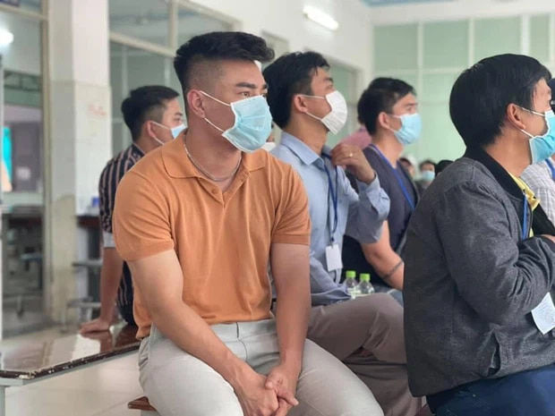 Lê Dương Bảo Lâm hướng dẫn thi bằng lái xe cho ai chưa biết