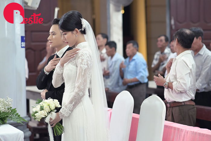 Loạt khoảnh khắc đẹp trong lễ cưới của Phan Mạnh Quỳnh ở Nghệ An