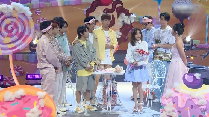 MC Liêu Hà Trinh xin lỗi, mong khán giả cho Thái Ngân cơ hội sửa sai