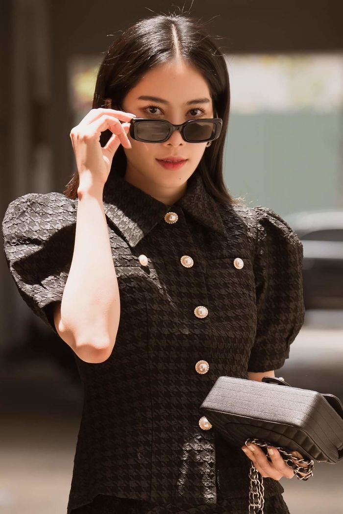 Nam Em lấy lại cân bằng ồn ào sau chia tay Lãnh Thanh