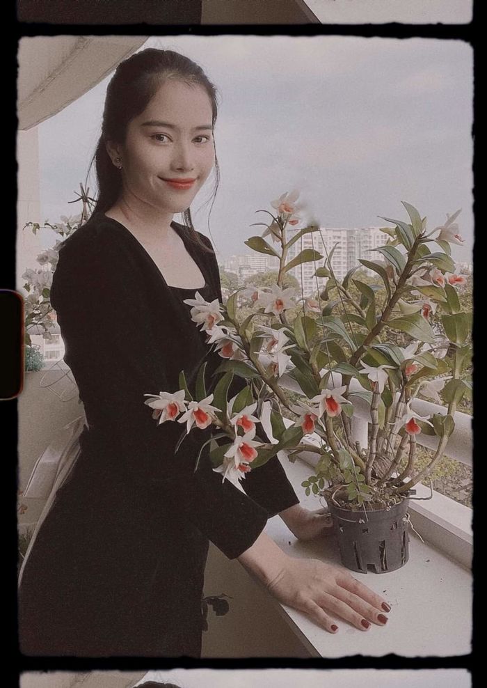 Nam Em lấy lại cân bằng ồn ào sau chia tay Lãnh Thanh