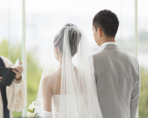 Người đàn ông cưới vợ 4 lần trong hơn 1 tháng với lý do bất ngờ