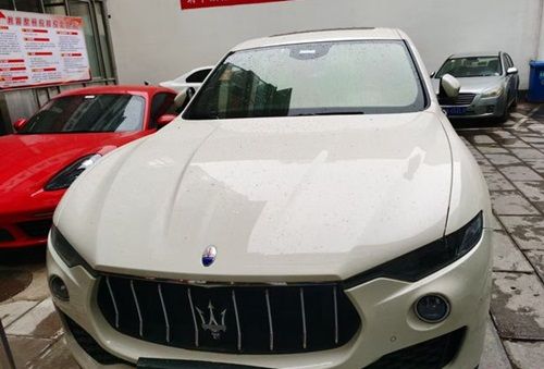 Giả vờ là doanh nhân, người đàn ông lừa tình tiền 20 cô gái cùng lúc