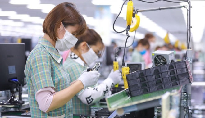 Phạt đến 50 triệu đồng nếu ép người lao động đi làm dịp lễ 30/4 - 1/5