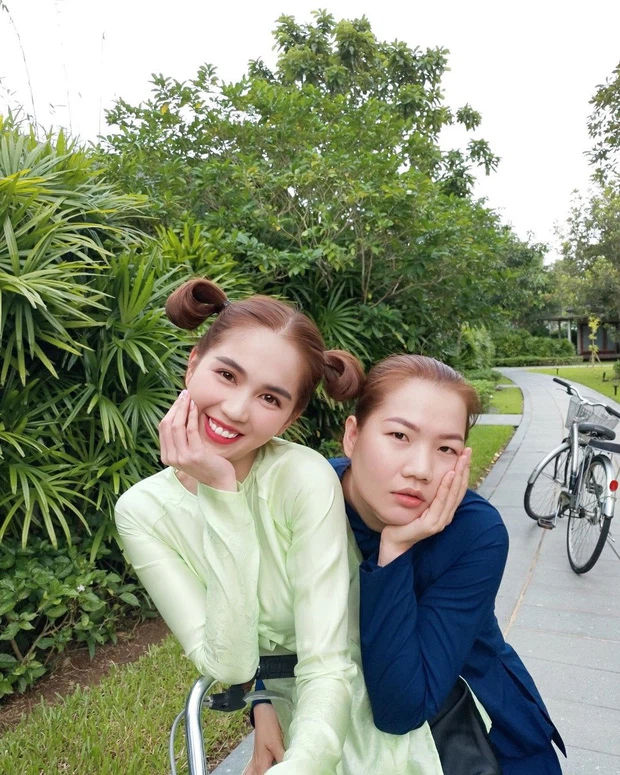 Sao Việt tặng quà khủng cho người làm: Ngọc Trinh, Việt Hương mua ô tô