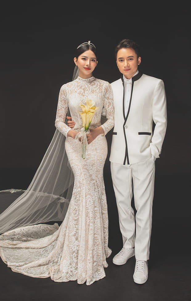 Trọn bộ ảnh cưới siêu lãng mạn của vợ chồng Phan Mạnh Quỳnh
