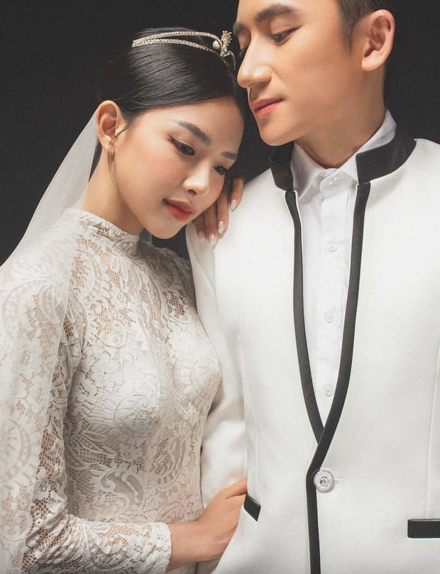 Trọn bộ ảnh cưới siêu lãng mạn của vợ chồng Phan Mạnh Quỳnh