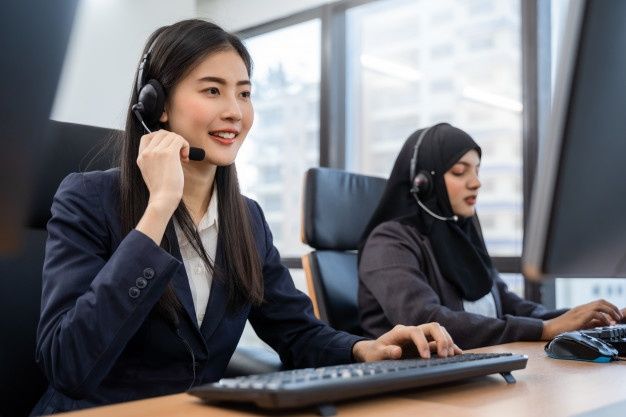 Tư vấn bán hàng qua điện thoại: Nghề “ăn” chửi riết rồi quen