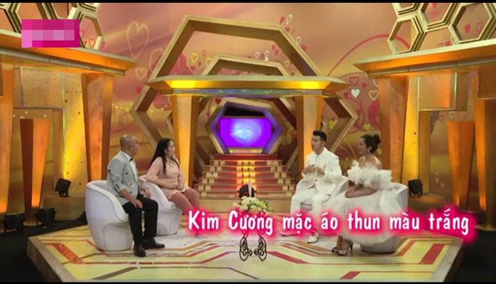 Ưng Hoàng Phúc chiều vợ siêu mẫu như bà hoàng