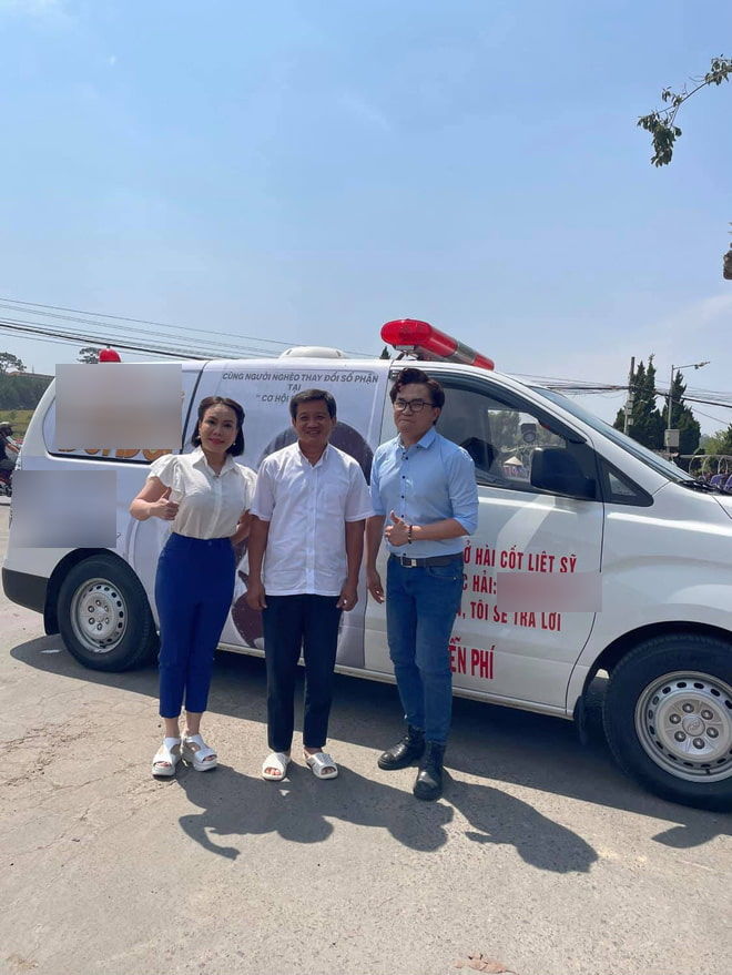 Vợ chồng Việt Hương tậu cơ ngơi bề thế như cung điện
