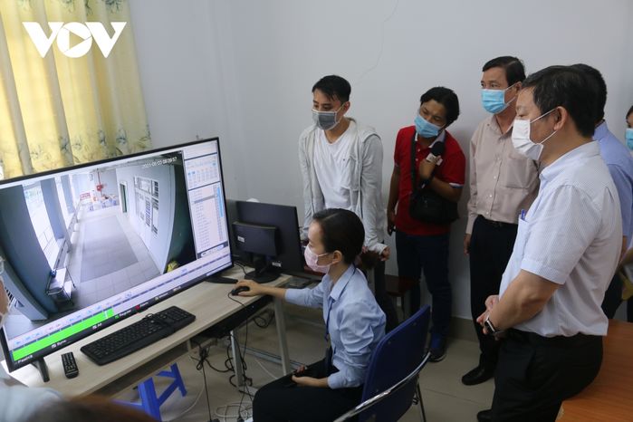 Khẩn: TP HCM truy tìm 2 người Trung Quốc trốn khỏi khu cách ly Củ Chi