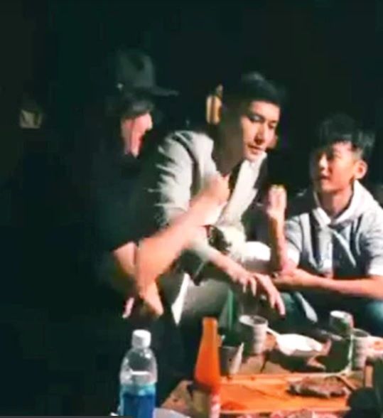 4 bố dượng Vbiz được lòng con riêng của nửa kia: Đạt G nhập hội