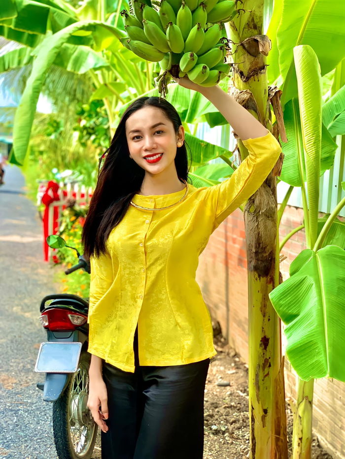 Á hậu Chuyển giới Lương Mỹ Kỳ phá vỡ lời nguyền ảnh căn cước công dân