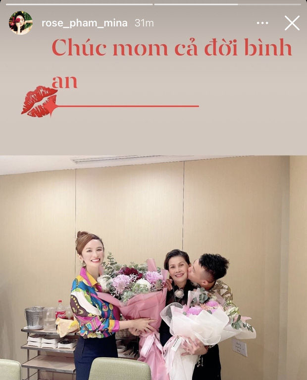 Bà 2 Minh Nhựa bất ngờ tung ảnh tươi rói bên mẹ chồng