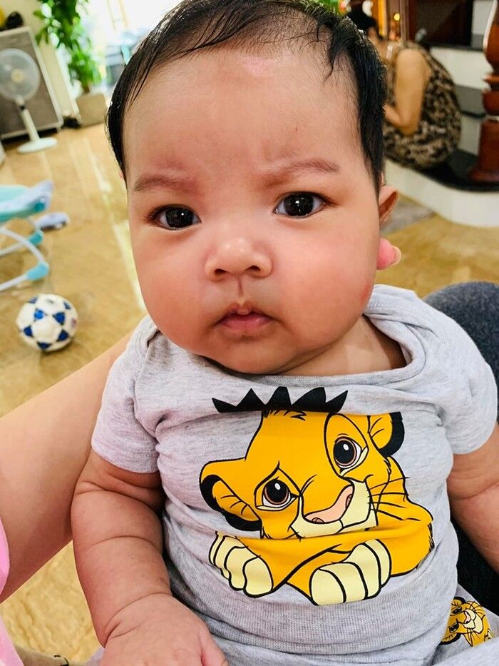 Bất ngờ diện mạo của đứa con út mà Hải Băng mạo hiểm tính mạng giữ lại