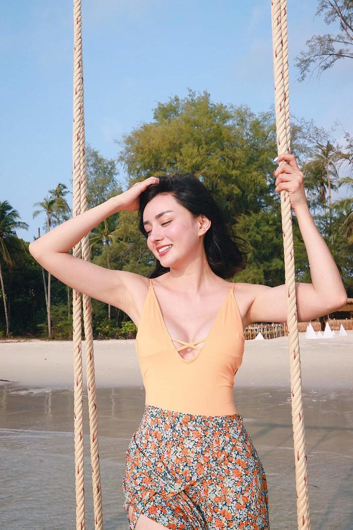 Bị đồn đập đi xây lại kiếm đại gia, Angela Chu lên tiếng trần tình