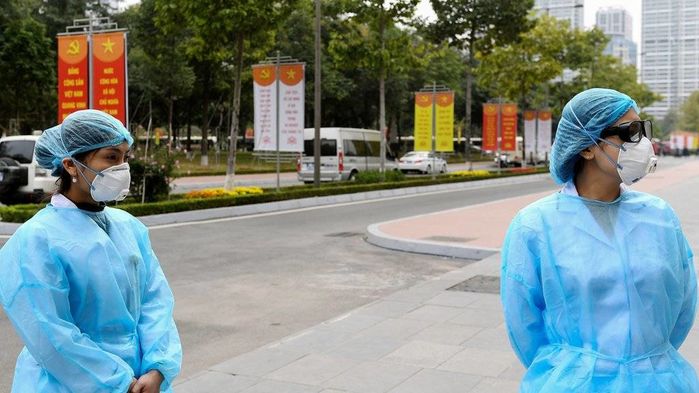 Virus có thể lây trong không khí, VN phát hiện ca mắc dù cách 10m
