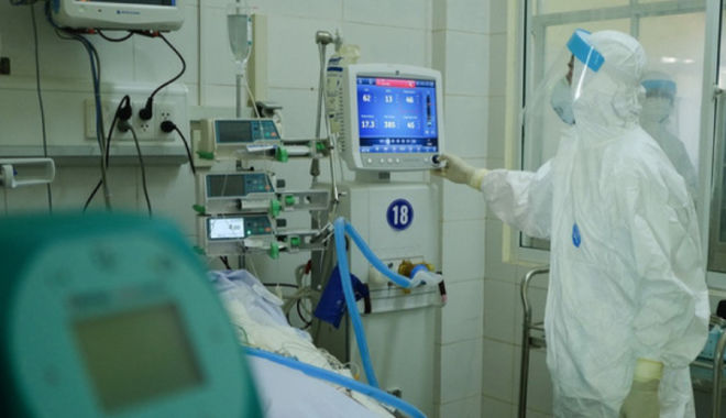 Chồng BN 22 tuổi qua đời vì Covid: “Nhìn con đeo tang, tôi đã suy sụp