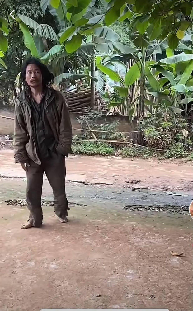 Vợ tìm thấy chồng đi lạc 11 năm nhờ TikTok: Tôi khóc cạn nước mắt