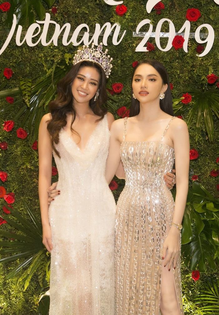 Cô giáo Hương Giang im lặng và thờ ơ khi Khánh Vân thi Miss Universe