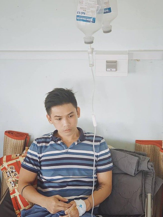 Đại Nhân cầu cứu khi người khác chạm vào mình là bị giật điện