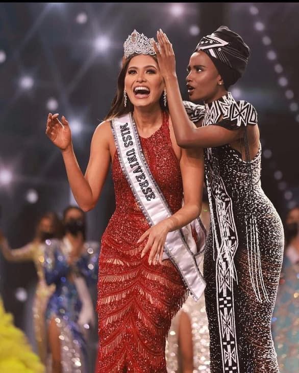 Điểm giống nhau thú vị của Miss Universe 2020 và dàn mỹ nhân Việt