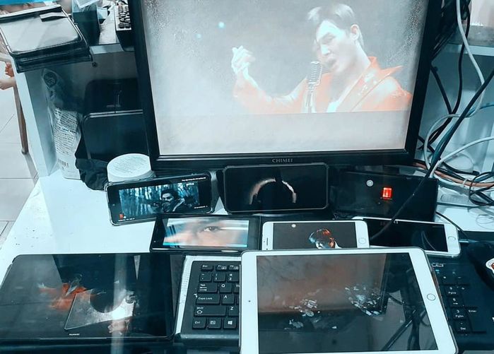 Fan cuồng cày view MV mới cho Nathan Lee
