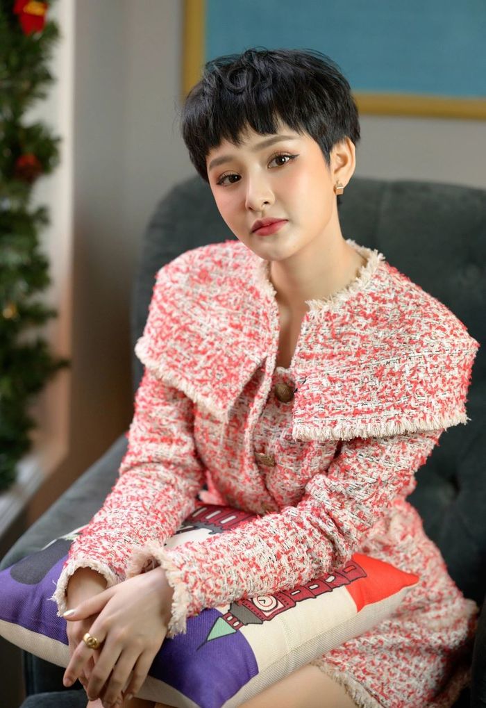 Kim Go Eun để tóc mái chó gặm cực ngố khiến fan thích thú  Hairworld